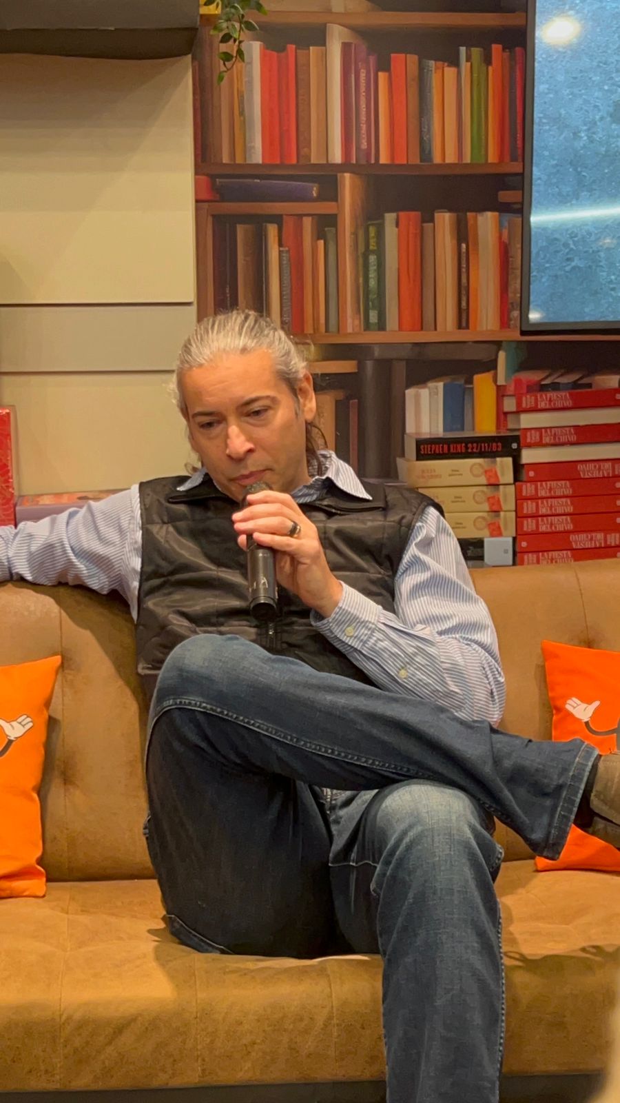 Felipe Joui en evento de presentación